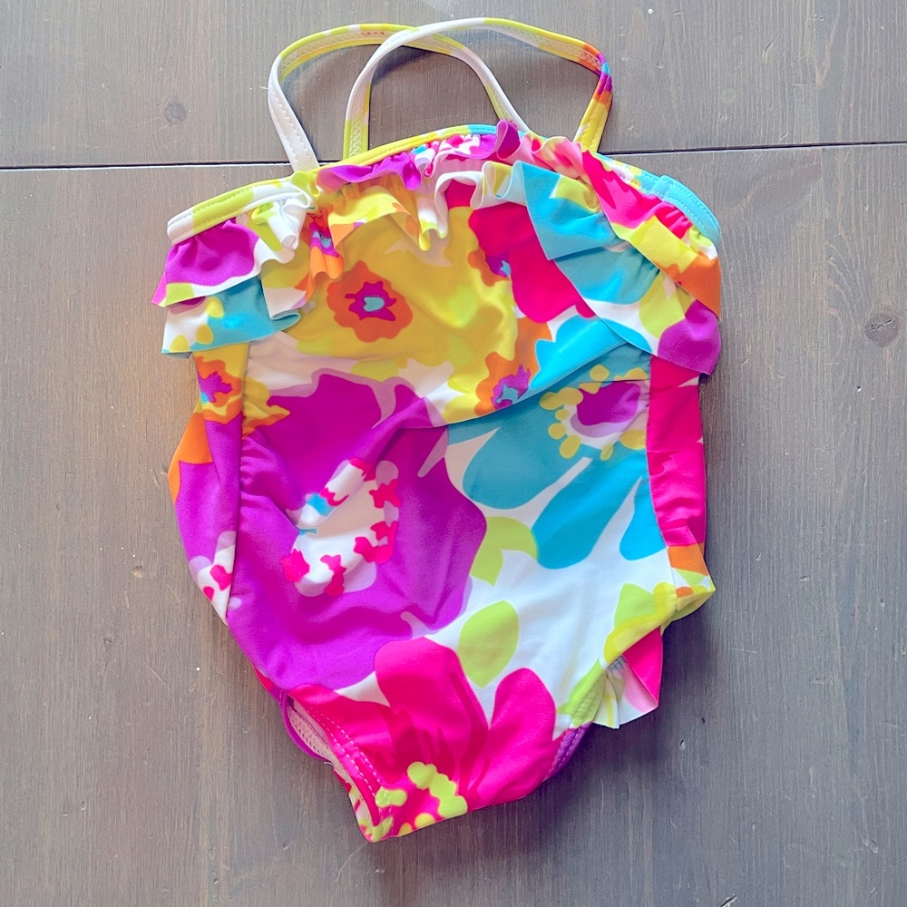 4/$15🌸 Baby Girl Swimsuit 6-9 months